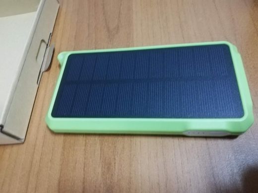 Внешний аккумулятор с солнечной панелью SS002 10000 мач Power Bank Solar Panel