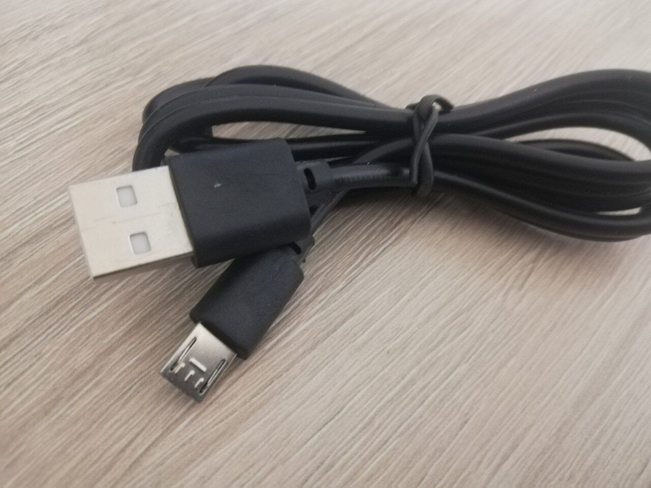 Что внутри micro usb кабеля