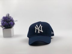 Кепка бейсболка New York Yankees (темно-синяя)