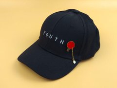 Комплект Кепка бейсболка Youth (черная) застежка метал + металлический значок пин Теннисная ракетка