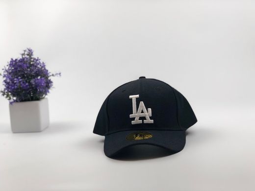 Кепка бейсболка Los Angeles LA (черная, белое лого, с наклейкой)